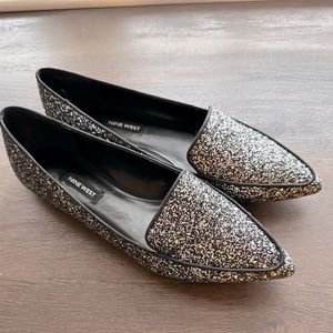 Brand New Nine West Abay Smoking Flat - size 9M - black/ pewter glitter